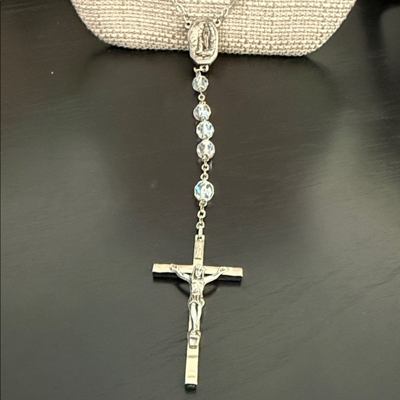 vintage Italian Catholic rosary, iridescent crystal beads Stamped Italy - Picture 6 of 8